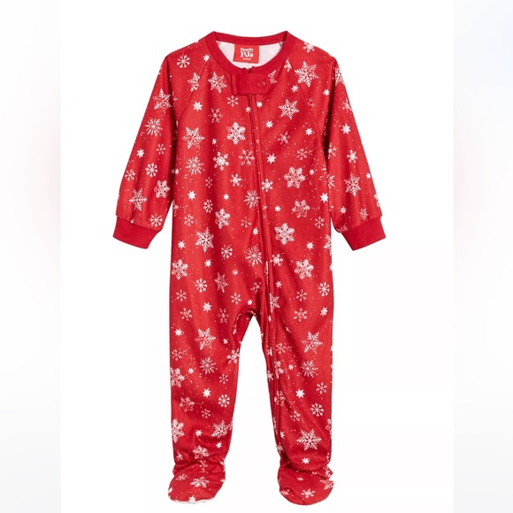 Macy's Pajamas Macys Snowflake Footed Pajamas Poshmark